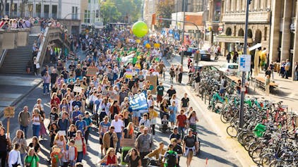Startpunkt einer Fridays for Future Demo im September 2023 auf der Komödienstraße in Köln. (Symbolbild)