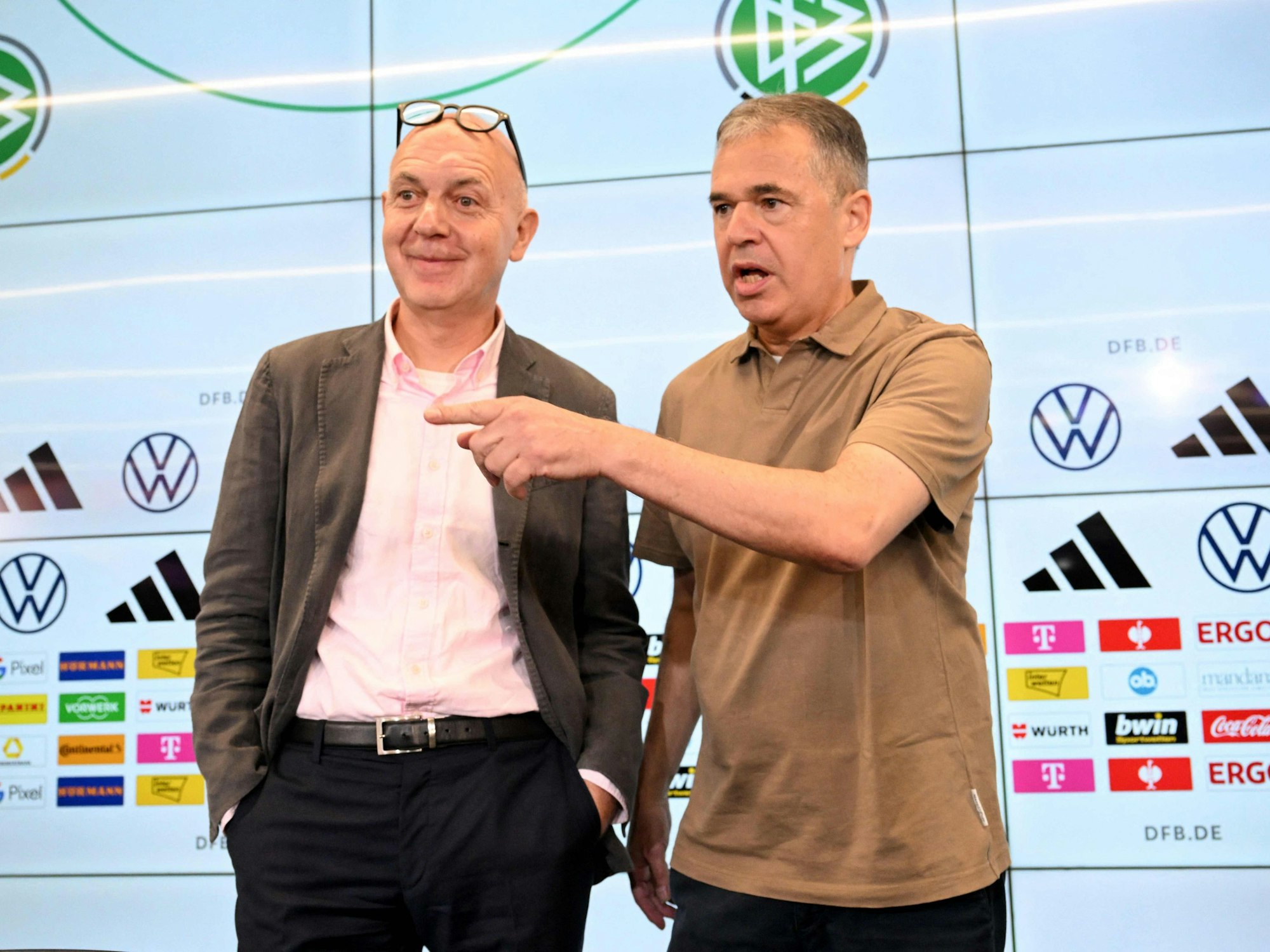 Bernd Neuendorf und Andreas Rettig bei der Pressekonferenz am Montag.