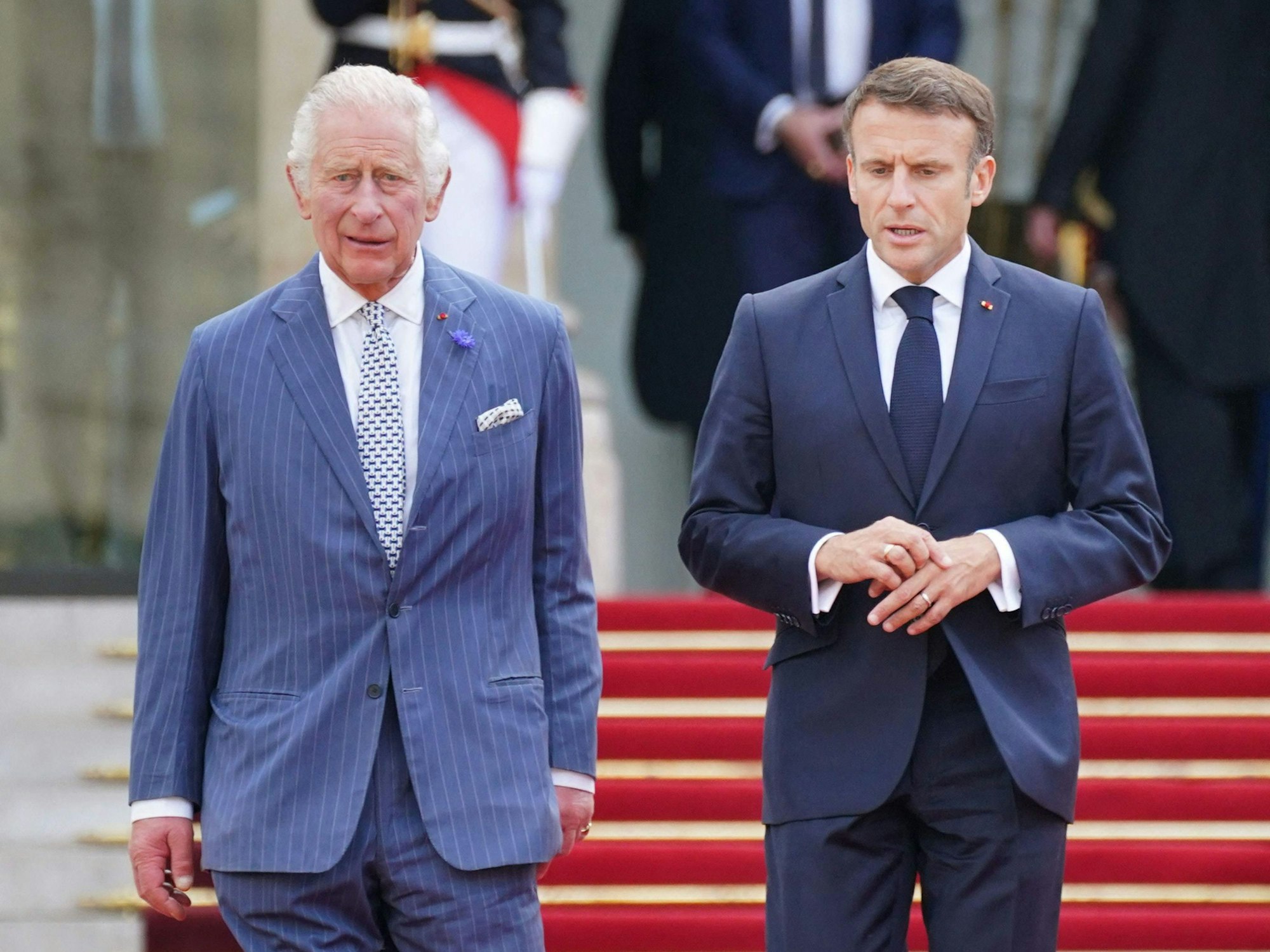 Staatsbesuch in Frankreich: König Charles III. trifft sich mit Präsident Emmanuel Macron.