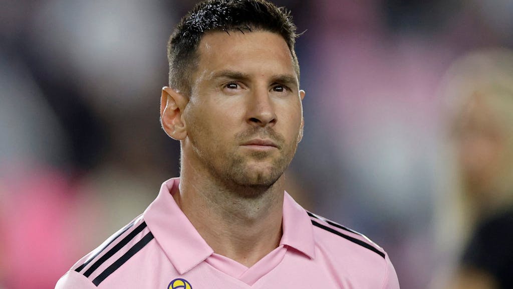 Lionel Messi voll fokussiert vor dem Spiel von Inter Miami.