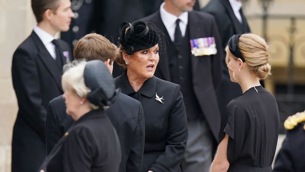 Sarah Ferguson (M) kommt zum Staatsakt vor der Beisetzung von Königin Elizabeth II. in der Westminster Abbey.&nbsp;
