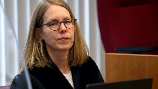 Anne Brorhilker, Kölner Staatsanwältin, sitzt im Gerichtssaal. (Archivbilder)
