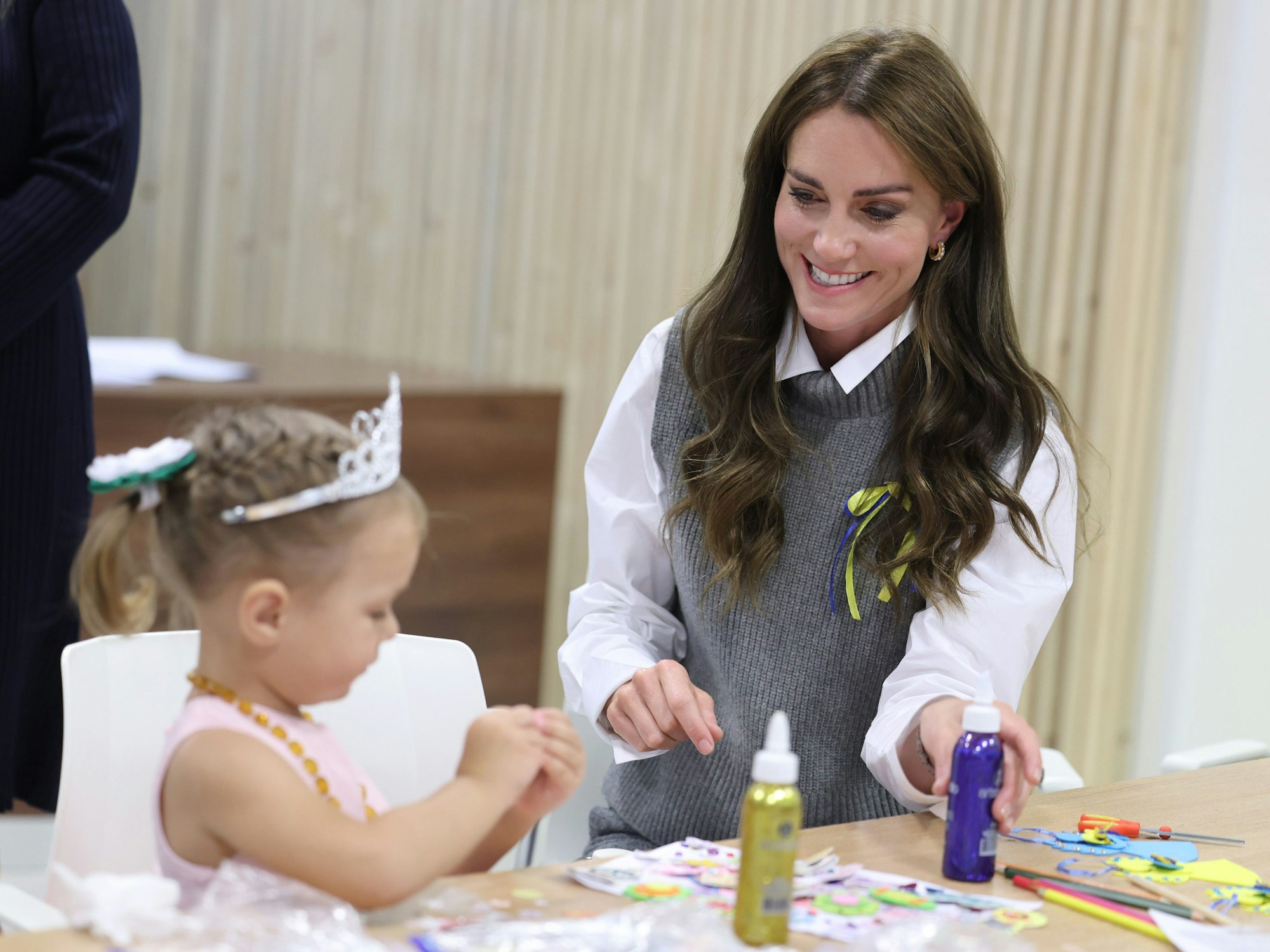 Prinzessin Kate beim Besuch des Gemeindezentrums „Vsi Razom“, das ukrainischen Flüchtlingen bei der Integration hilft.