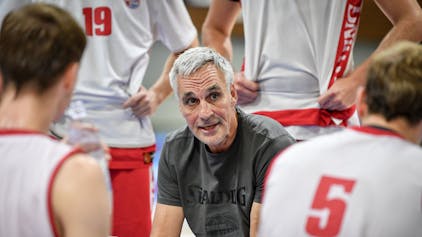 Cheftrainer Stephan Baeck von den RheinStars Köln