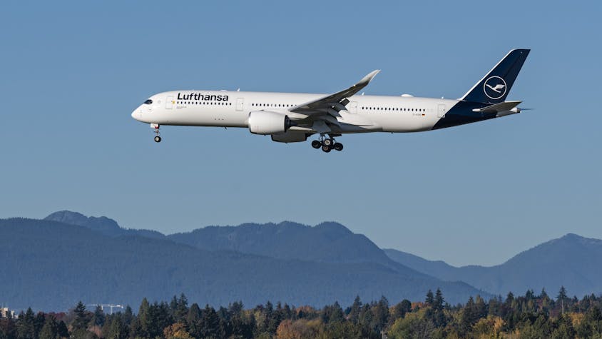 Lufthansa Airbus A350-900 landet am Vancouver International Airport.&nbsp;