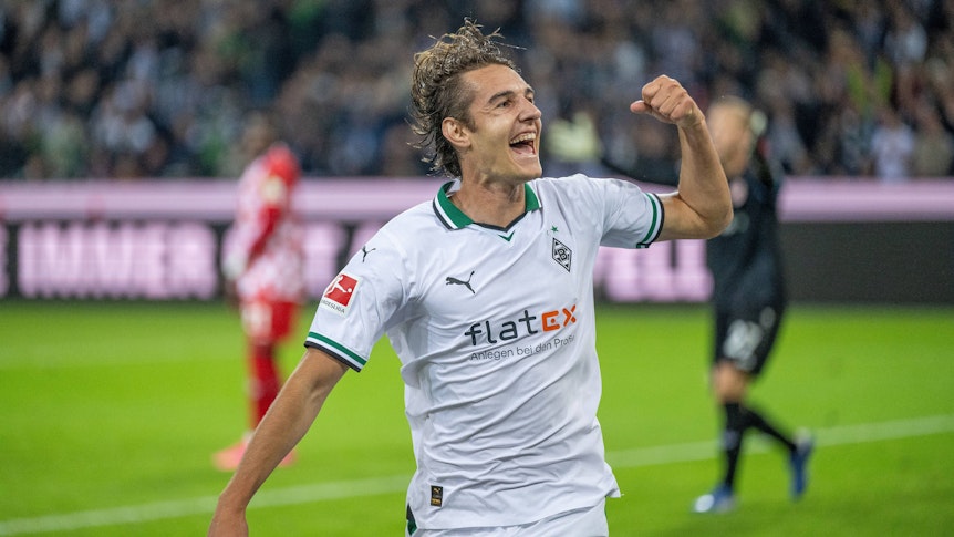 Florian Neuhaus bejubelt den Treffer zum 1:0 für Borussia gegen Mainz 05.