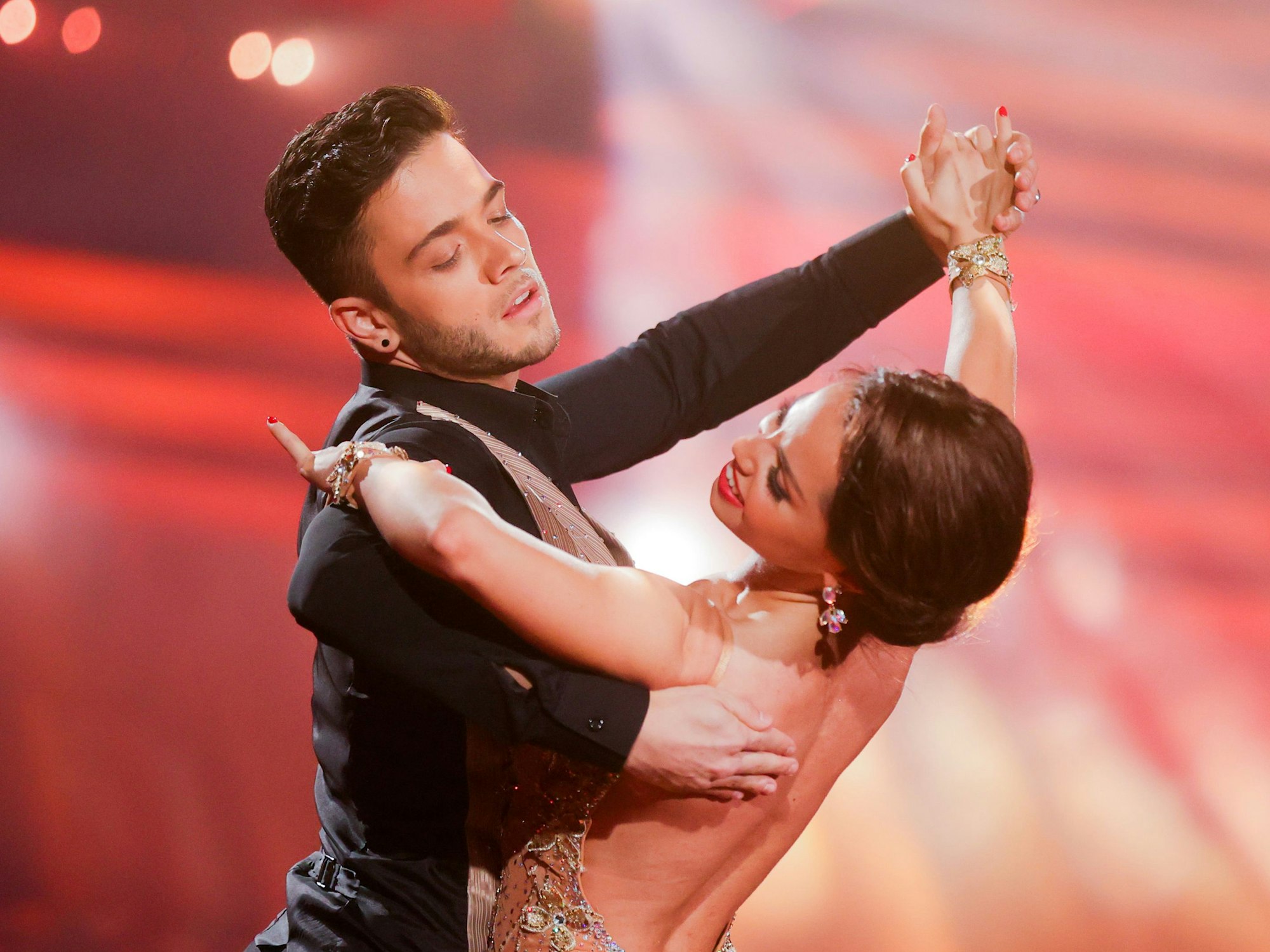 Luca Hänni und Christina Luft tanzen in der RTL-Tanzshow „Let's Dance“ im Coloneum.