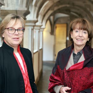 Eva Maria Welskop-Deffaa mit Kölns Oberbürgermeisterin Henriette Reker.