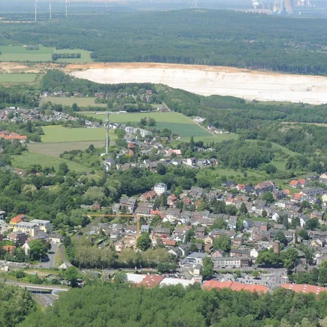 Das Luftbild zeigt die ehemalige Grube Carl in Frechen.