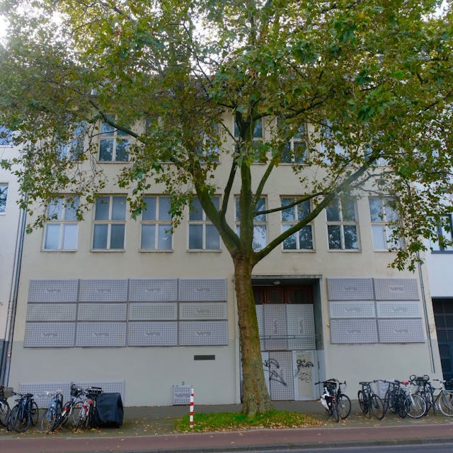 Das Haus an der Aachener Straße 443 ist verbarrikadiert.
