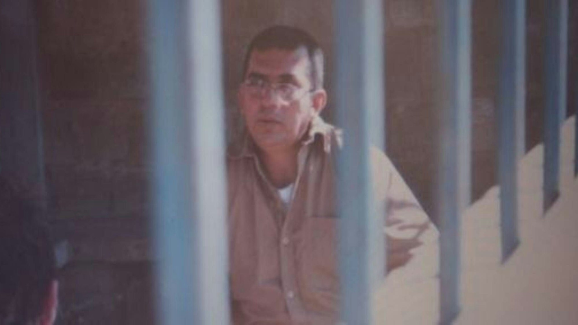 Luis Alfredo Garavito im Gefängnis.