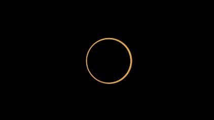 Eine Ring-Sonnenfinsternis ist von der Tatacoa-Wüste aus zu sehen. Millionen Menschen in Teilen von Nord-, Süd- und Mittelamerika haben eine seltene Feuerkranz-Sonnenfinsternis bewundert.