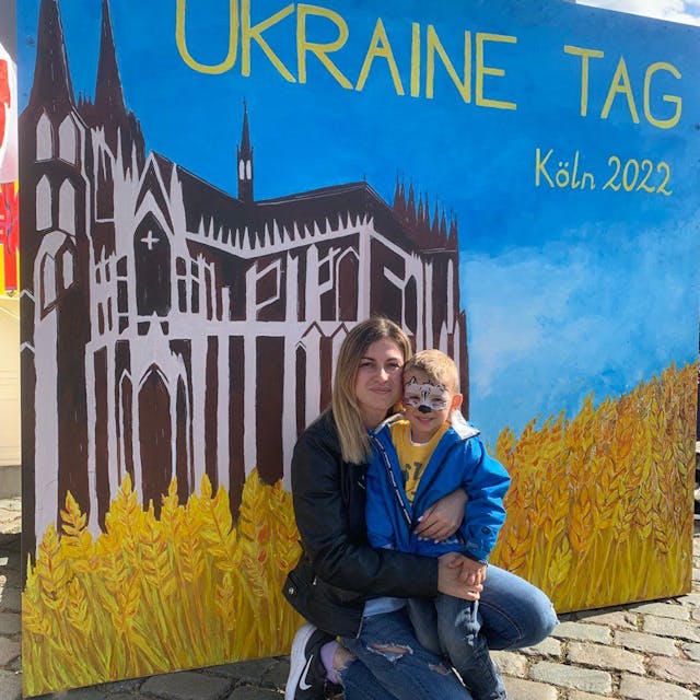 Anya Khyzhkova mit ihrem Sohn
