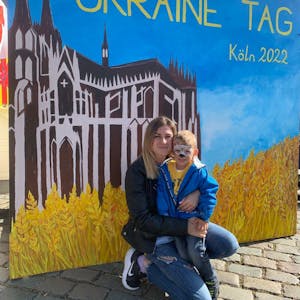 Anya Khyzhkova mit ihrem Sohn