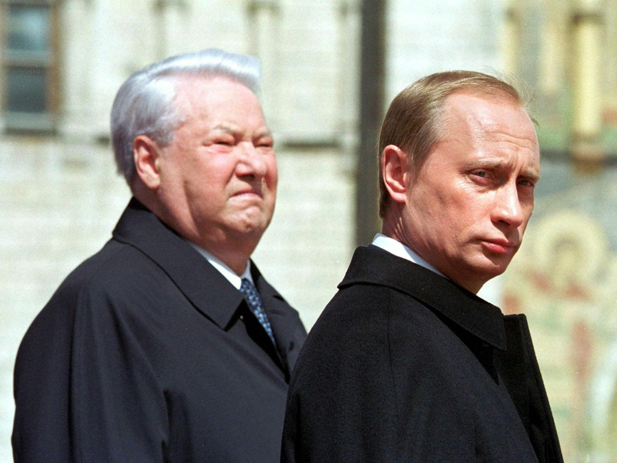 Boris Jelzin (links) und Wladimir Putin.