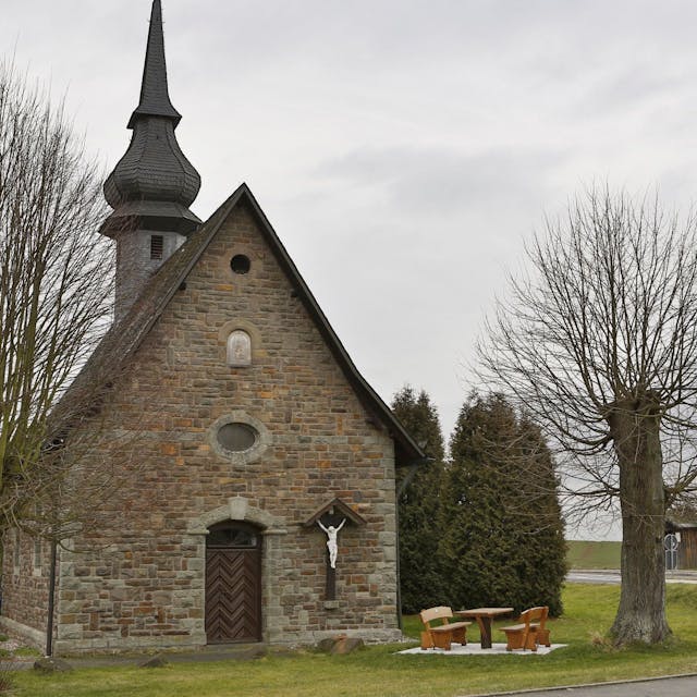 Die Rochuskapelle in Schmitzhöhe.