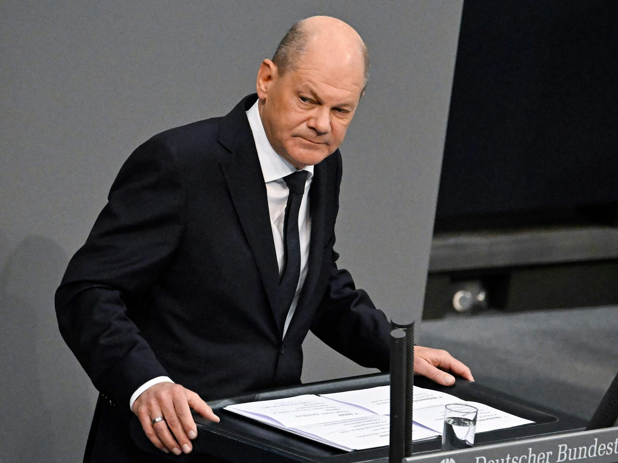 Bundeskanzler Olaf Scholz hat am Donnerstag eine Rede im Bundestag gehalten.