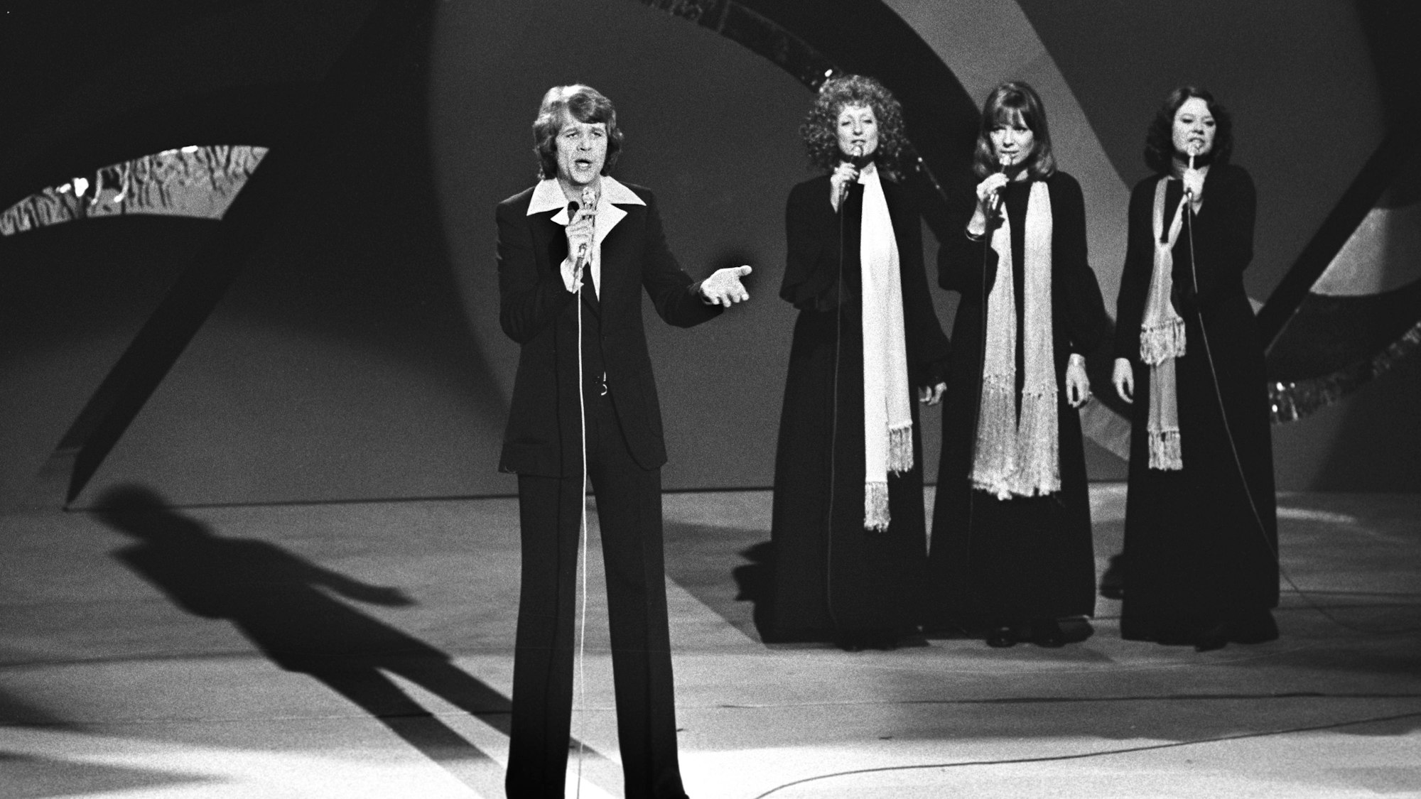 Lars Berghagen bei seinem größten internationalen Auftritt: 1975 vertrat er Schweden beim Eurovision Song Contest mit „Jeannie, Jeannie“.