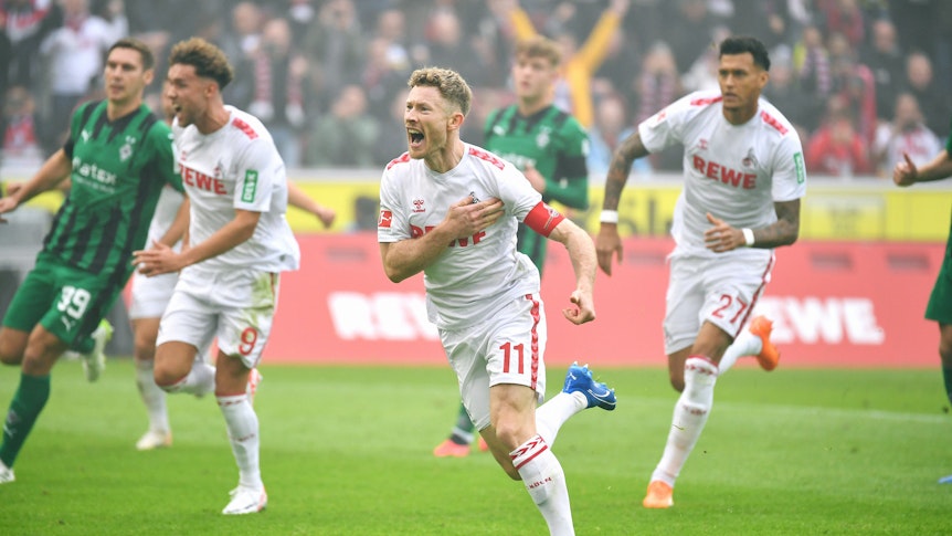 Florian Kainz bejubelt den Führungstreffer der Kölner im Derby.