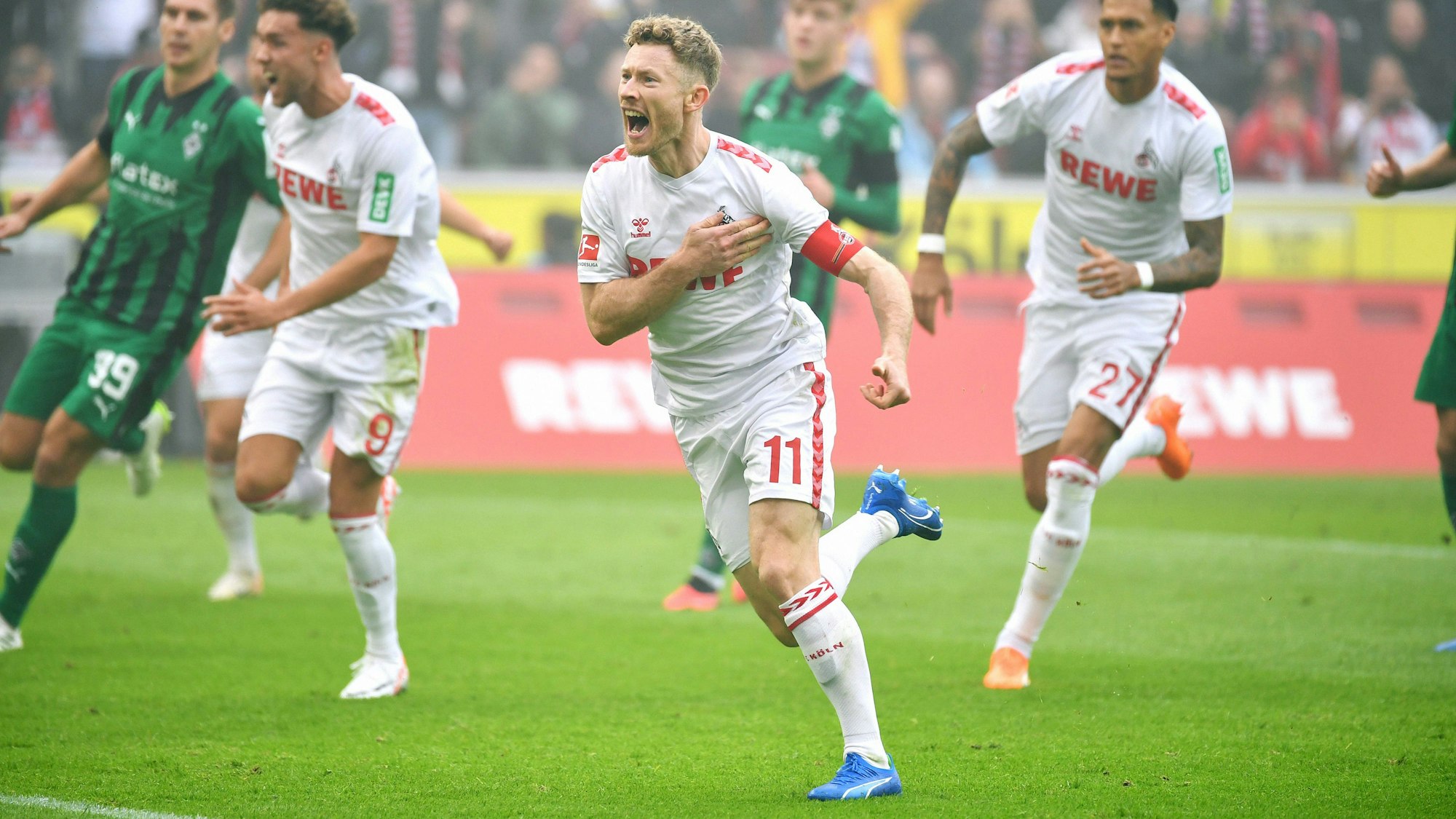 Florian Kainz nach seinem Tor zum 1:0 durch Hand-Elfmeter.