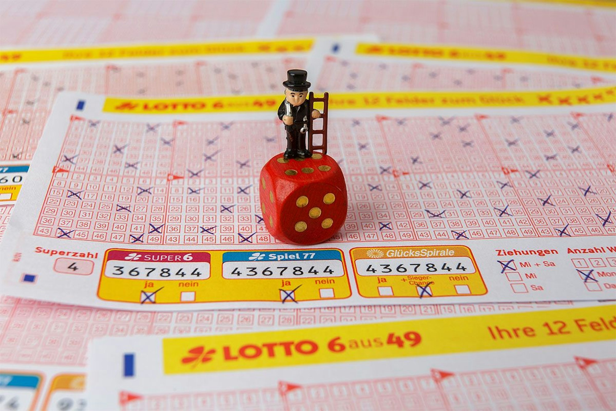 Die Lotterien LOTTO 6aus49, Eurojackpot, GlücksSpirale oder die Rubbellose könnten dafür sorgen, dass bald der ein oder andere Traum in Erfüllung geht.