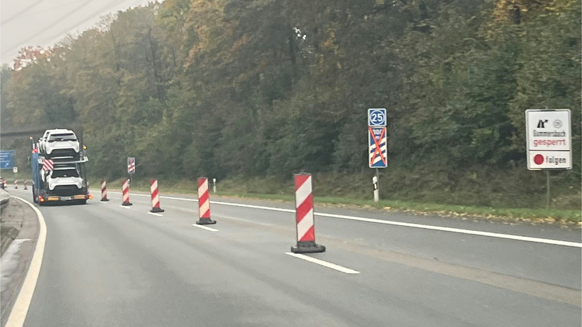 Die gesperrte Autobahnabfahrt Gummersbach.