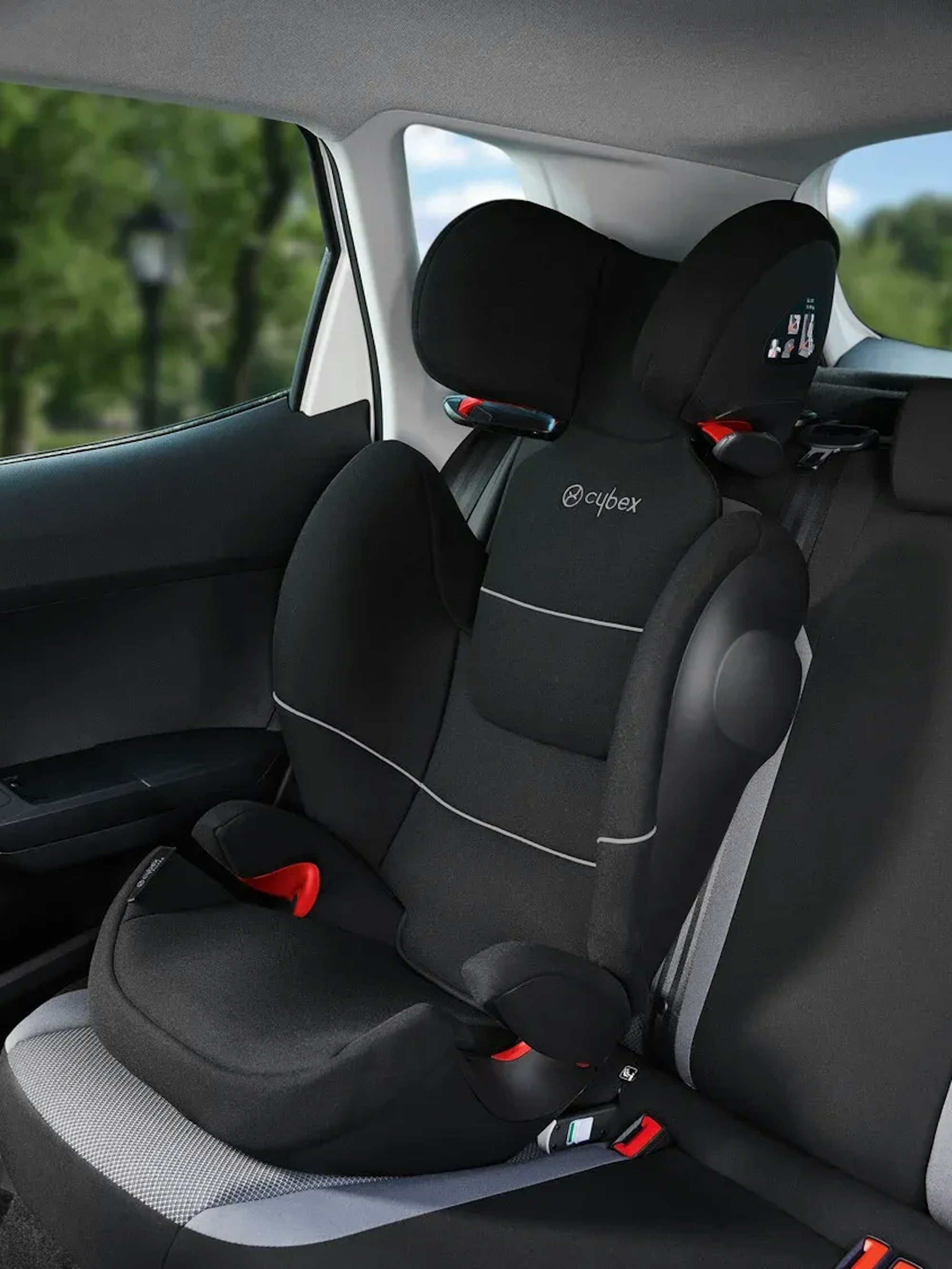 Auf dem Bild ist folgender Autositz in schwarz abgebildet. CYBEX Autokindersitz »Solution M-Fix SL«, Gruppe II-III, 15-36 kg