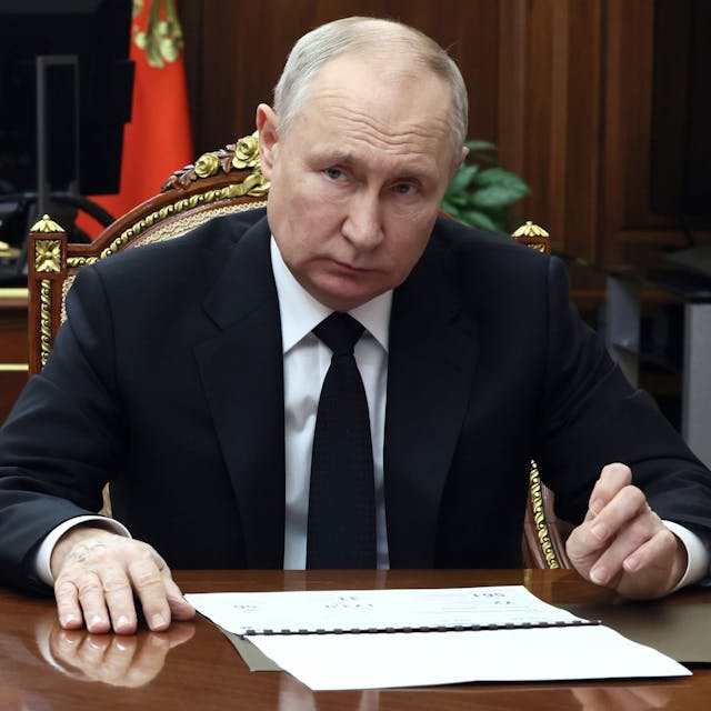 Wladimir Putin, Präsident von Russland, hat seiner Ankündigung Taten folgen lassen. Der 71-Jährige hat die russische Ratifizierung für das Verbot von Atomwaffentests zurückgezogen.
