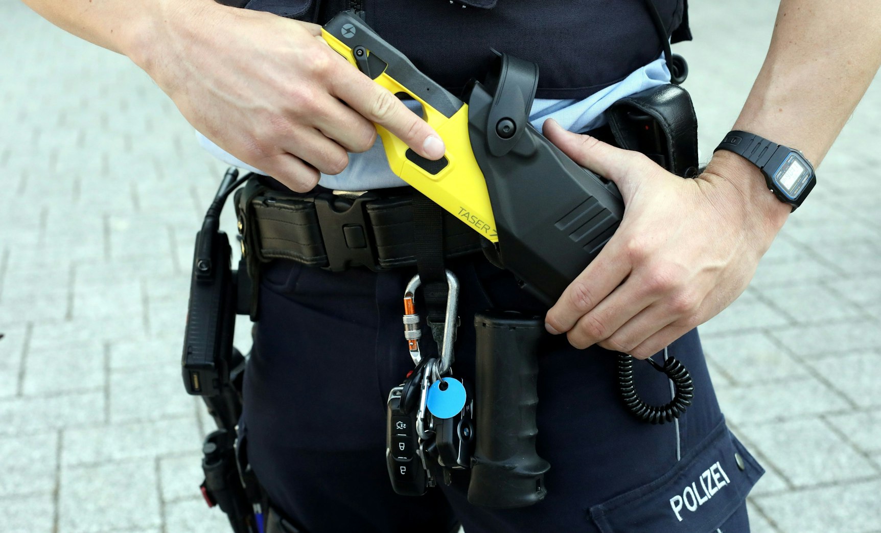 Kölner Altstadt: Mann stirbt nach Einsatz von Taser der Polizei