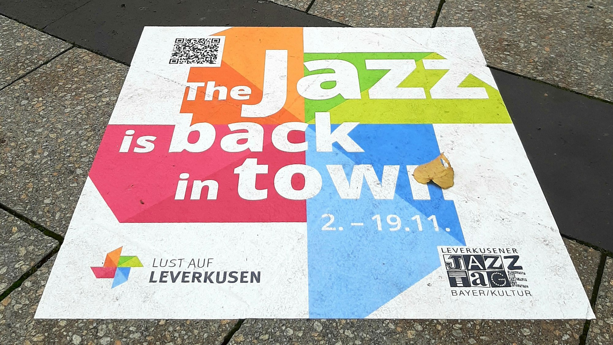 Sticker, Aufkleber, Bodenaufkleber Leverkusener Jazztage in der City Wiesdorf.