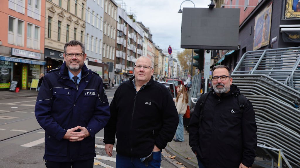 Begutachtung der Situation rund um die Zülpicher Straße: Frank Wißmann, Jens Westendorf und Ingo Thevis.
