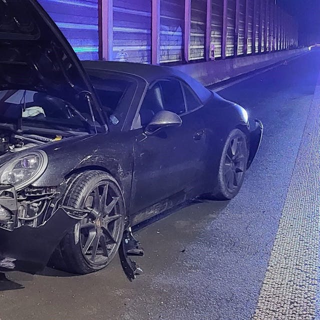 Ein Porsche hatte auf der A3 bei Lohmar die Kontrolle über das Fahrzeug verloren.