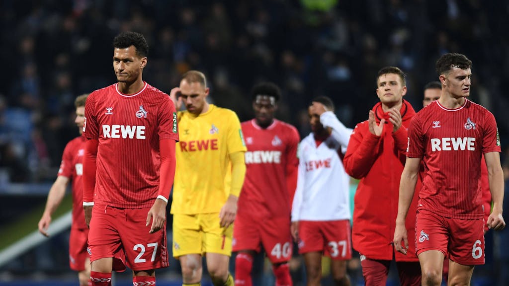 Enttäuschung beim 1. FC Köln nach dem 1:1 in Bochum.
