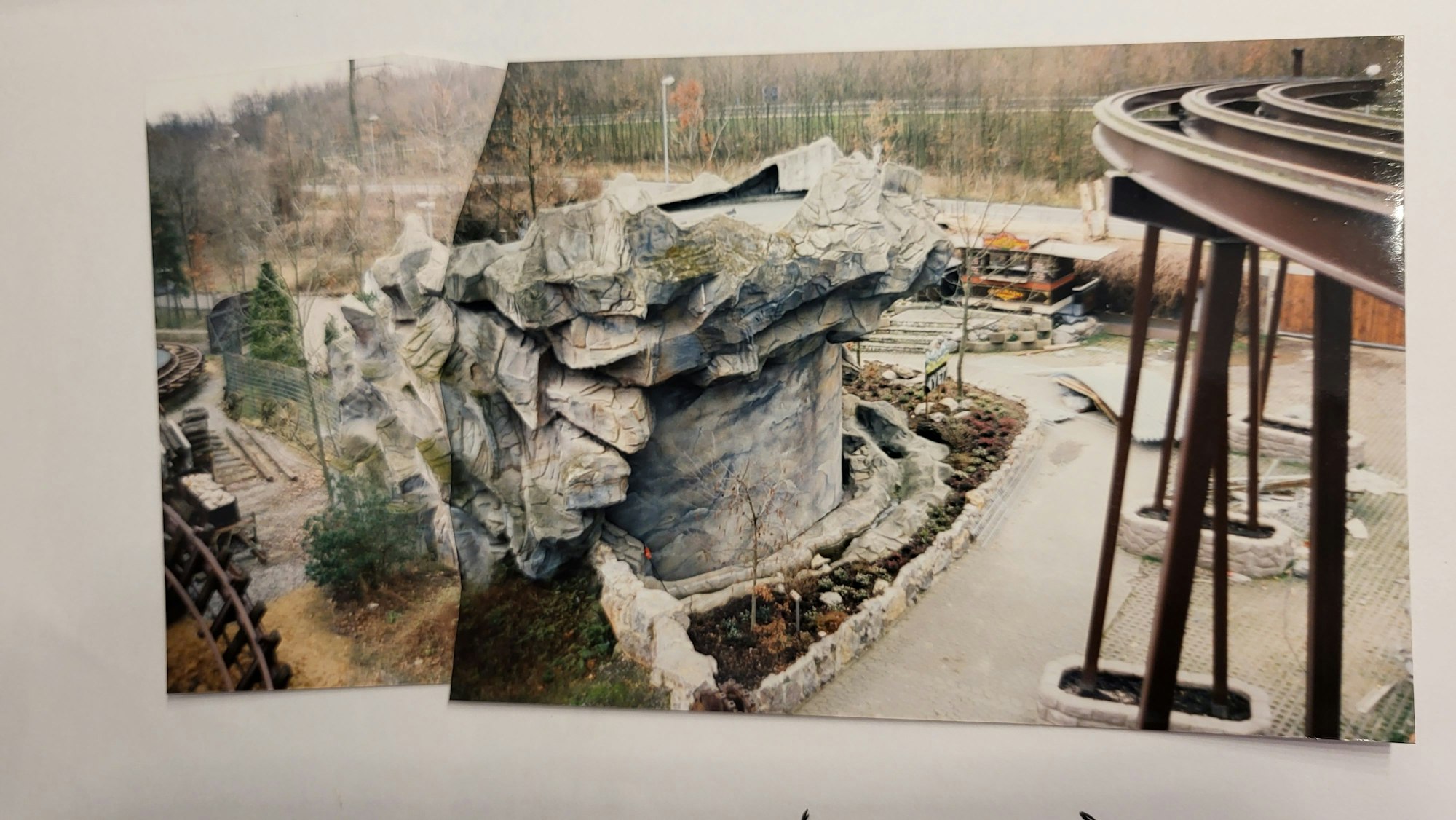 Die Höhle für den Yeti im Phantasialand wurde ebenfalls von Knut Nobiling gebaut.