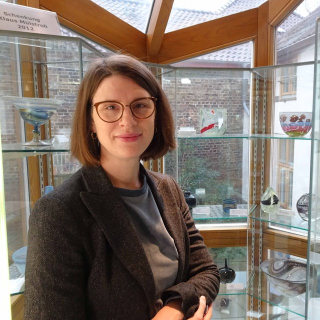 Sammeln, Bewahren, Erforschen, Präsentieren und Vermitteln sind die fünf Säulen der Arbeit von Caroline Heise, der neuen Leiterin des Glasmuseums.