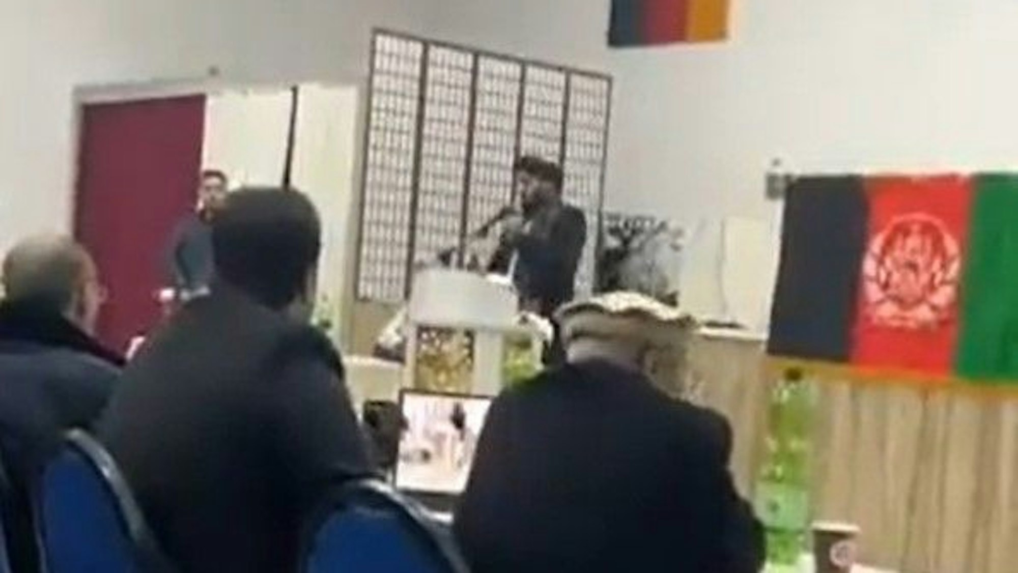 Ein hoher Taliban-Funktionär sprach bei einer Veranstaltung in Räumen der DITIB-Moschee in Köln-Chorweiler.
