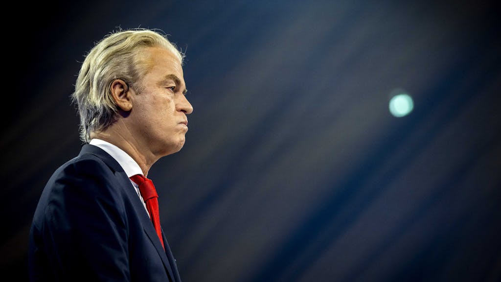 Geert Wilders, Parteivorsitzender der Partei für die Freiheit (PVV), während der Wahldebatte von EenVandaag „Die Zukunft der Niederlande“.