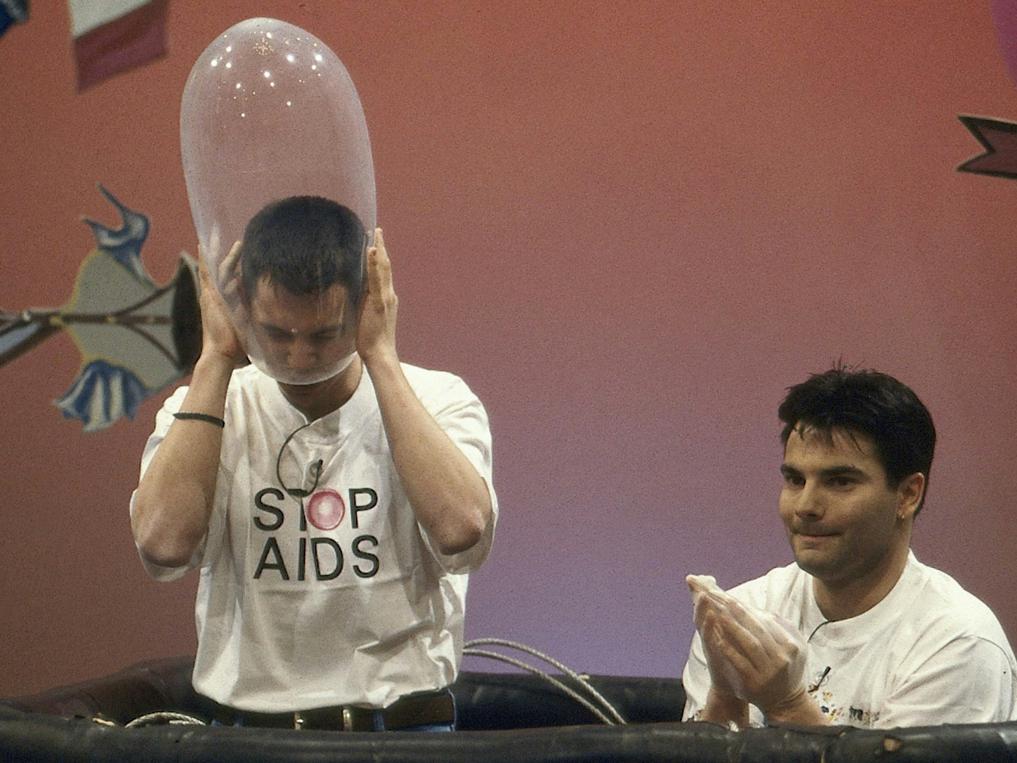 Mark Kälin & Thomas Stettbacher bei ihrer Kondom-Wette.