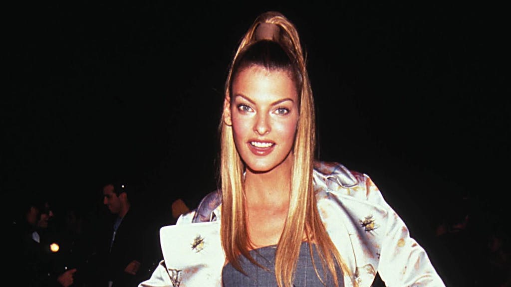 Linda Evangelista bei einer Fashion Show in New York im Jahre 1996.