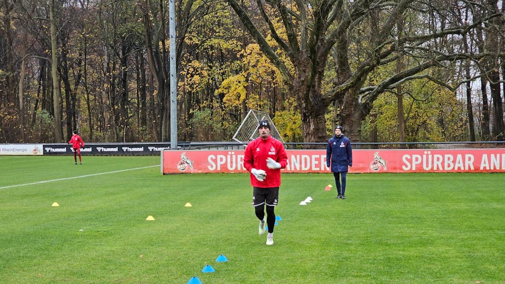 FC-Training: Torwart Philipp Pentke läuft wieder.