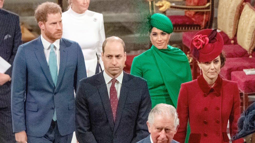 König Charles mit Prinz William und Herzogin Kate am 9. März 2020.