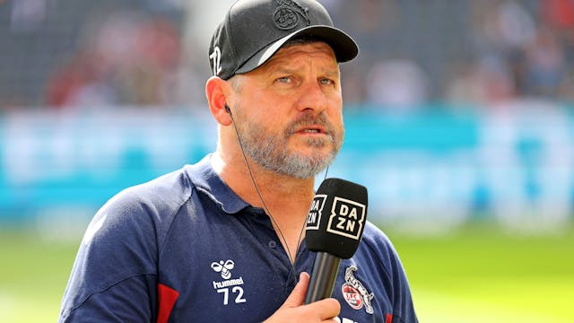 FC-Trainer Steffen Baumgart am DAZN-Mikrofon