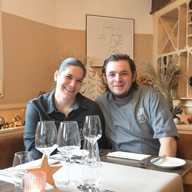 Vera und Dominik Eßer in ihrem Restaurant.