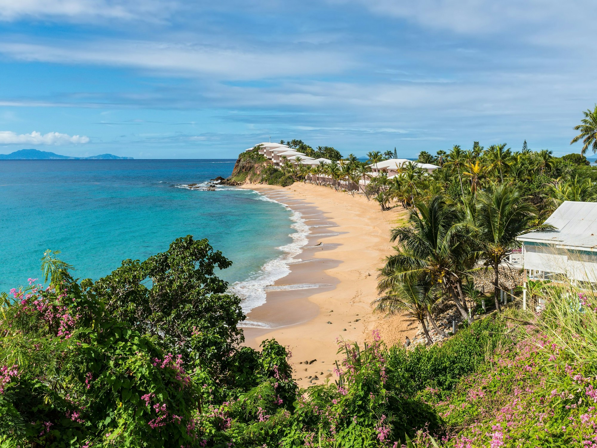 Blick auf den Grace Bay Beach (Turks- und Caicosinseln), hier im Dezember 2018.