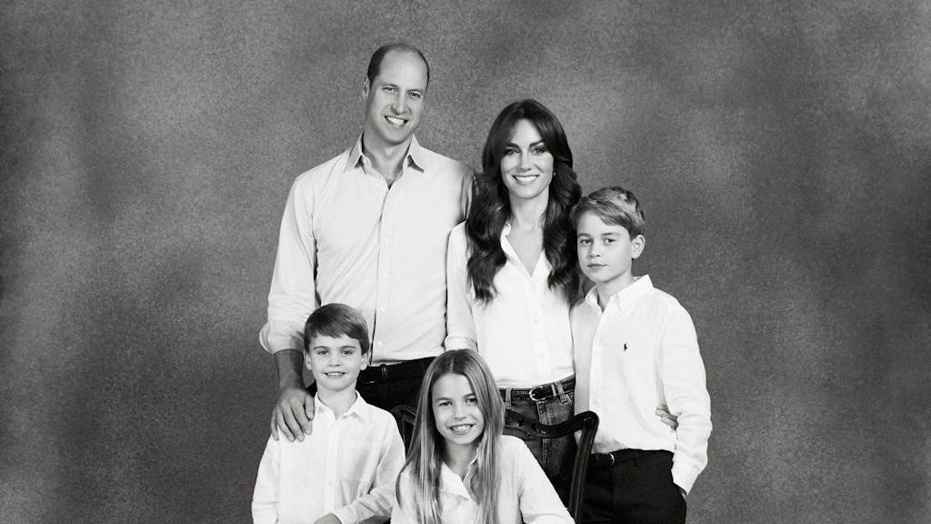 Die Weihnachtskarte mit Herzogin Kate, Prinz William und ihren Kindern.