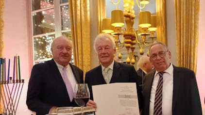 Wolkenburg Schaefer Preis v.l.n.r.: Konrad Adenauer (HuG), Prof. Jürgen Wilhelm, Miguel Freund