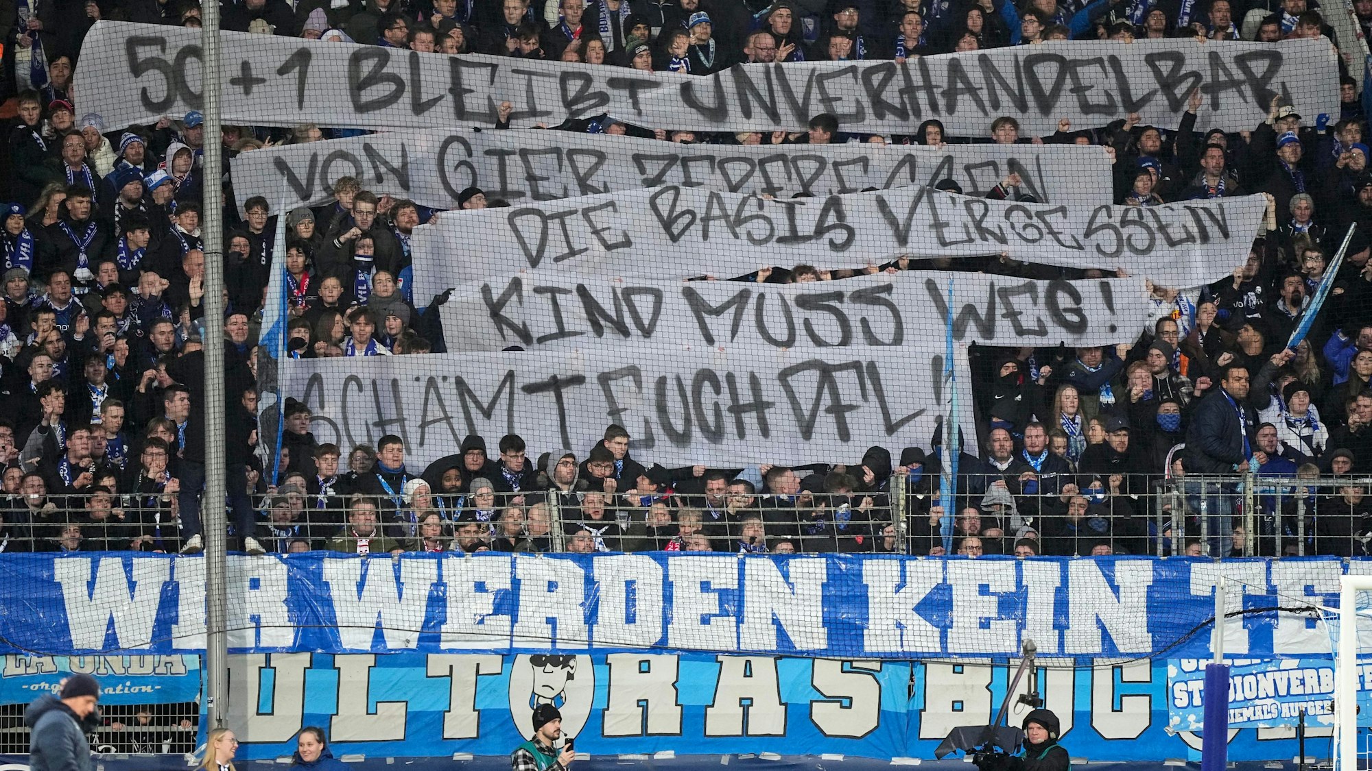 Die Anhänger des VfL Bochum protestierten am Samtag gegen den Investoreneinstieg bei der DFL.