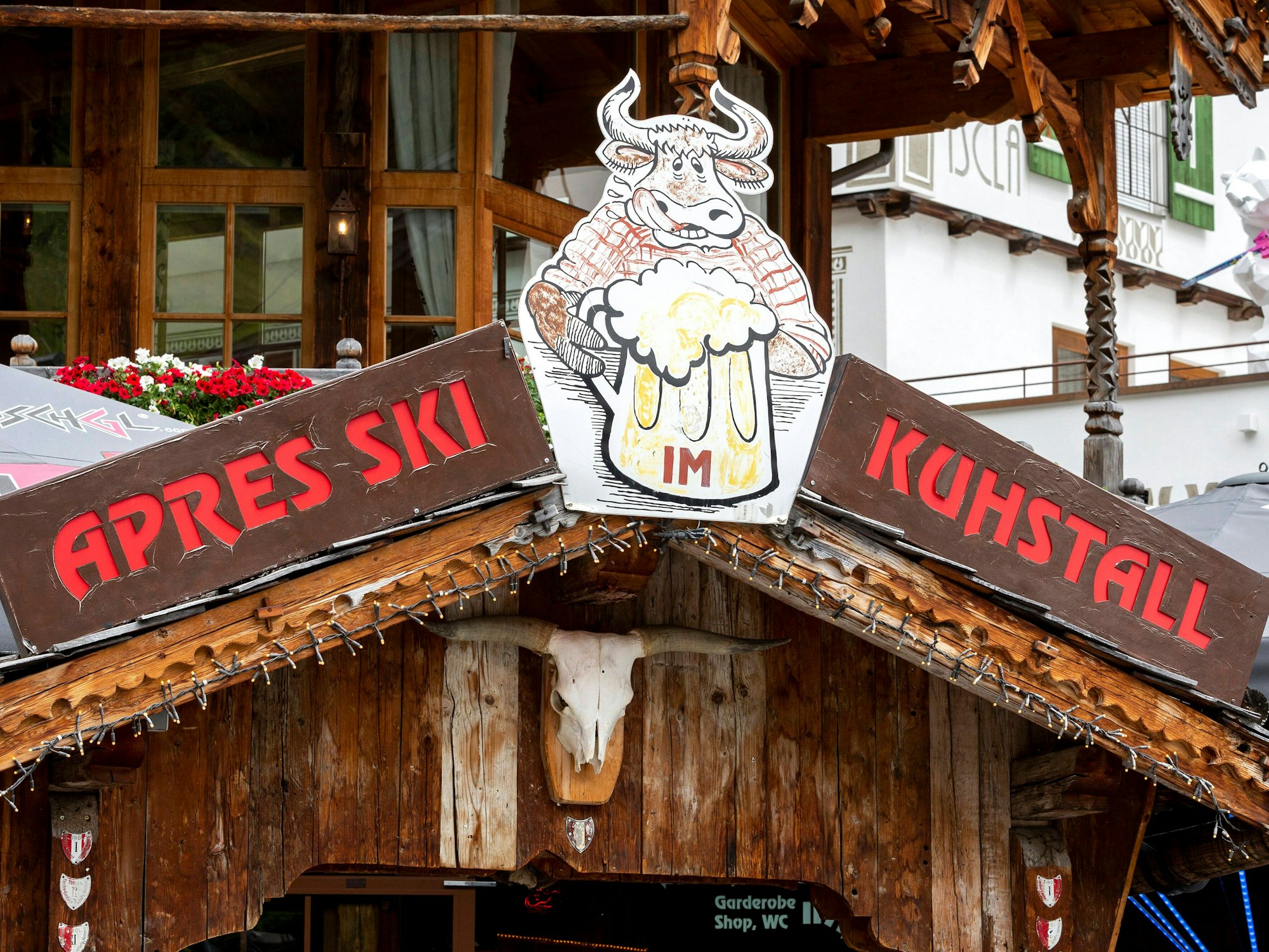 Après-Ski Kuhstall in Ischgl.