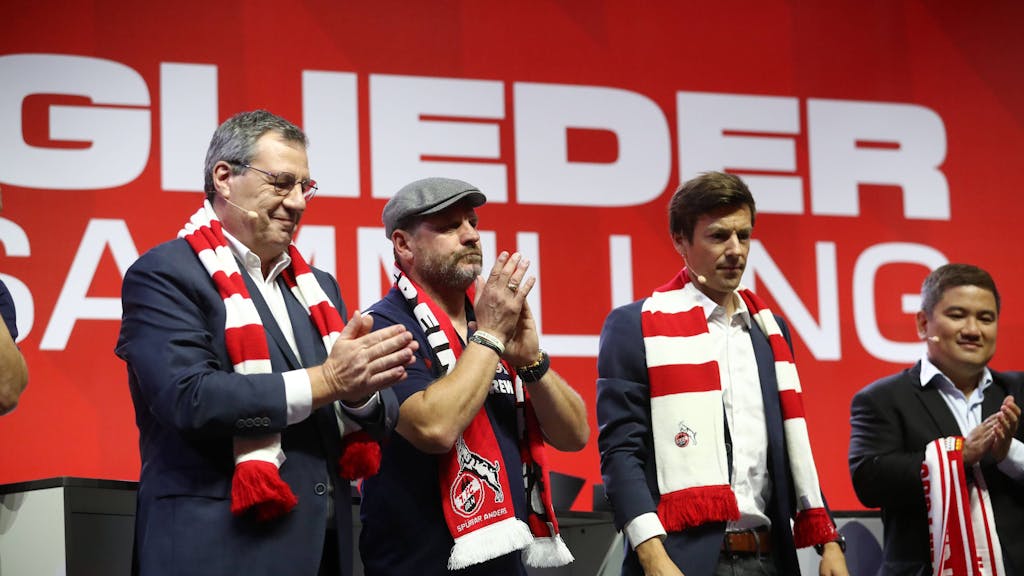 1. FC Köln, Mitgliederversammlung mit Werner Wolf, Steffen Baumgart, Carsten Wettich, Ho-Yeon Kim.&nbsp;