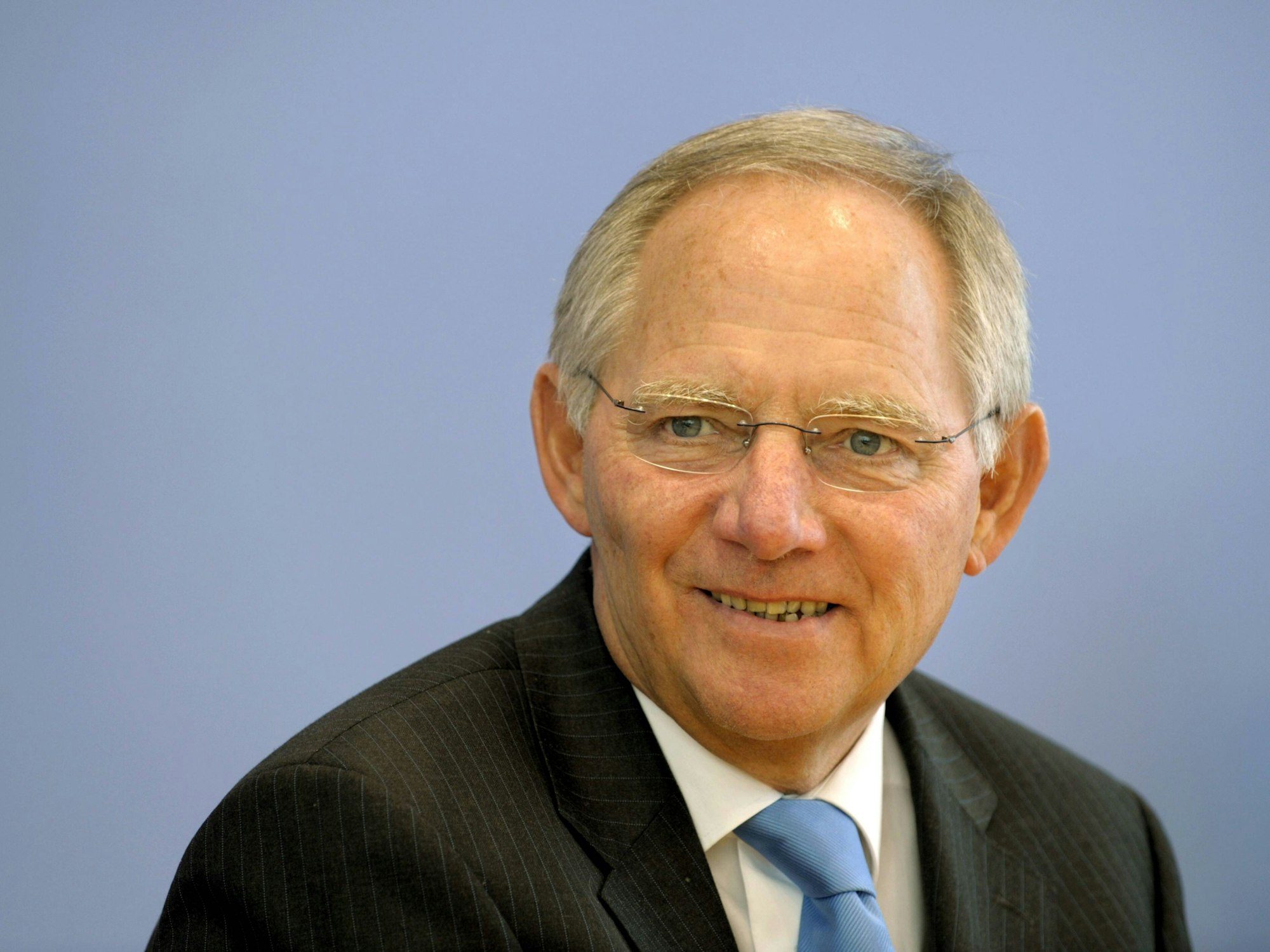 Innenminister Wolfgang Schäuble während einer Pressekonferenz zur Vorstellung der polizeilichen Kriminalstatistik 2007 in Berlin.